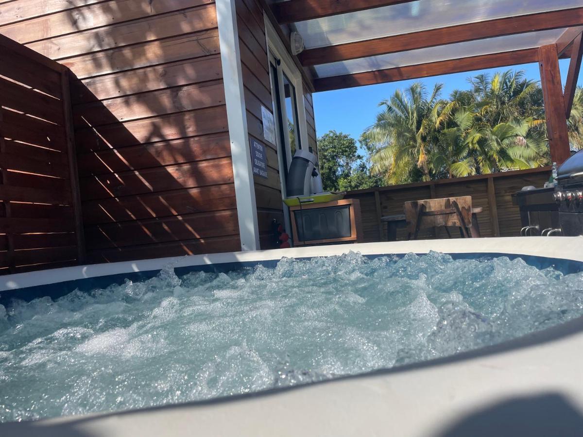 L'escapade créole Bungalow Bananier jacuzzi privatif Saint-Joseph Esterno foto
